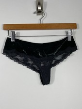 Victoria s Secret Dream Angels Velvet Lace Thong Panty Black M