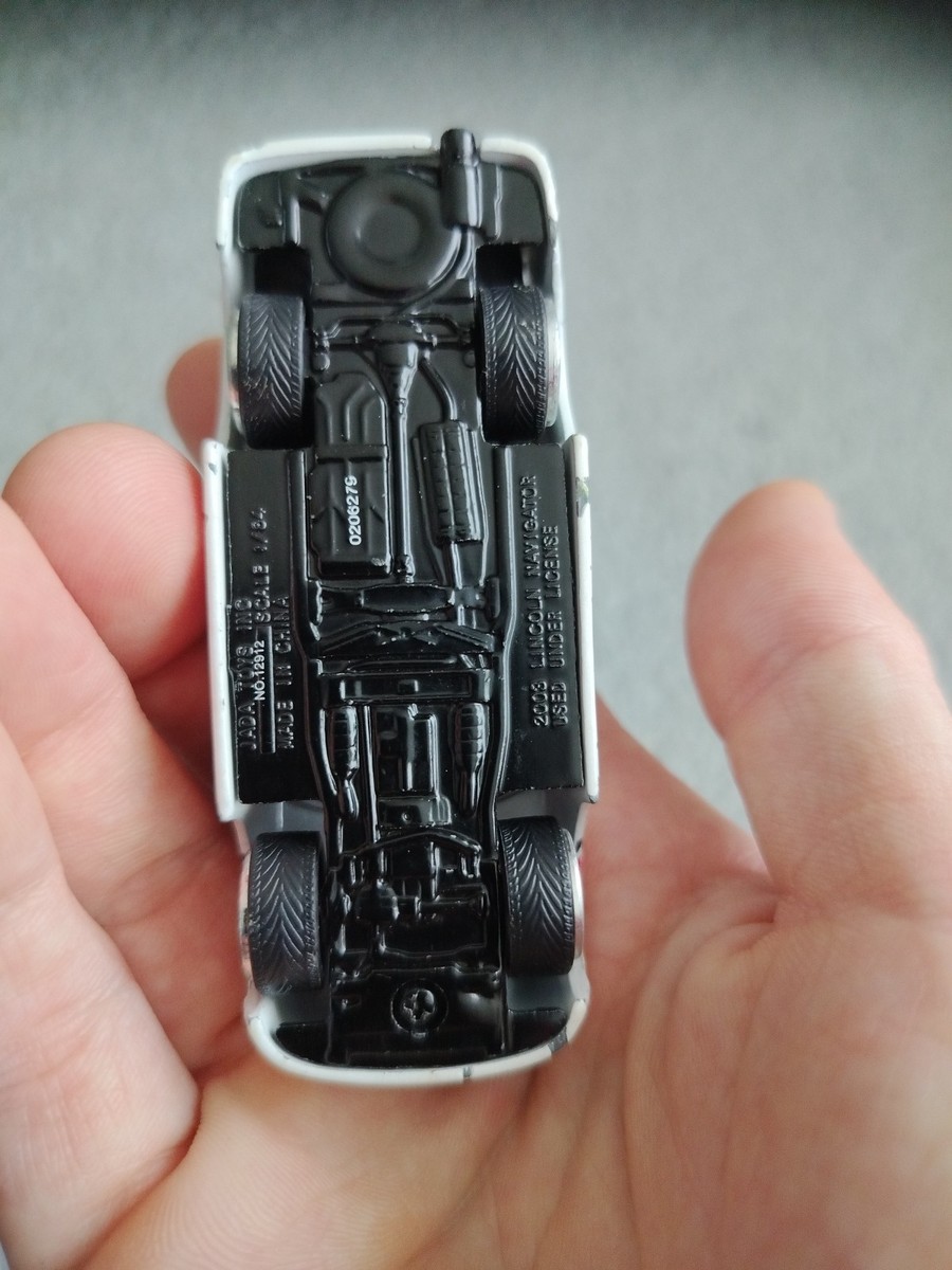 Jada Toys 2003 Lincoln Navigator Dub City Parcel Rough Shape 3.5