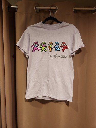 T-shirt 26 rossa taglia small nuova lavanda - Foto 1 di 3