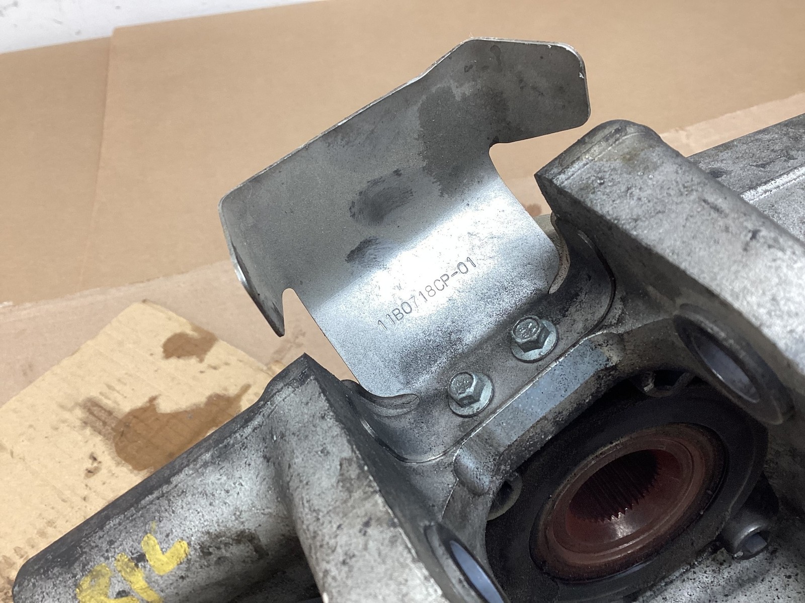 McLaren 650S 2016 Rear Left Driver Spindle Knuckle Hub W/ Control Arm 15 -17 :Y