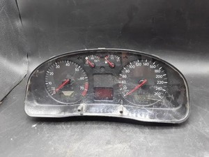VW PASSAT Variant B5 3B6 Kombiinstrument 0263623023 3B0920822 2.80 25501659
