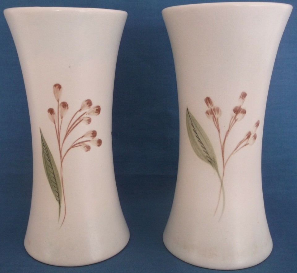 pair-e-radford-art-deco-hand-painted-vases-dj-pattern-made-england