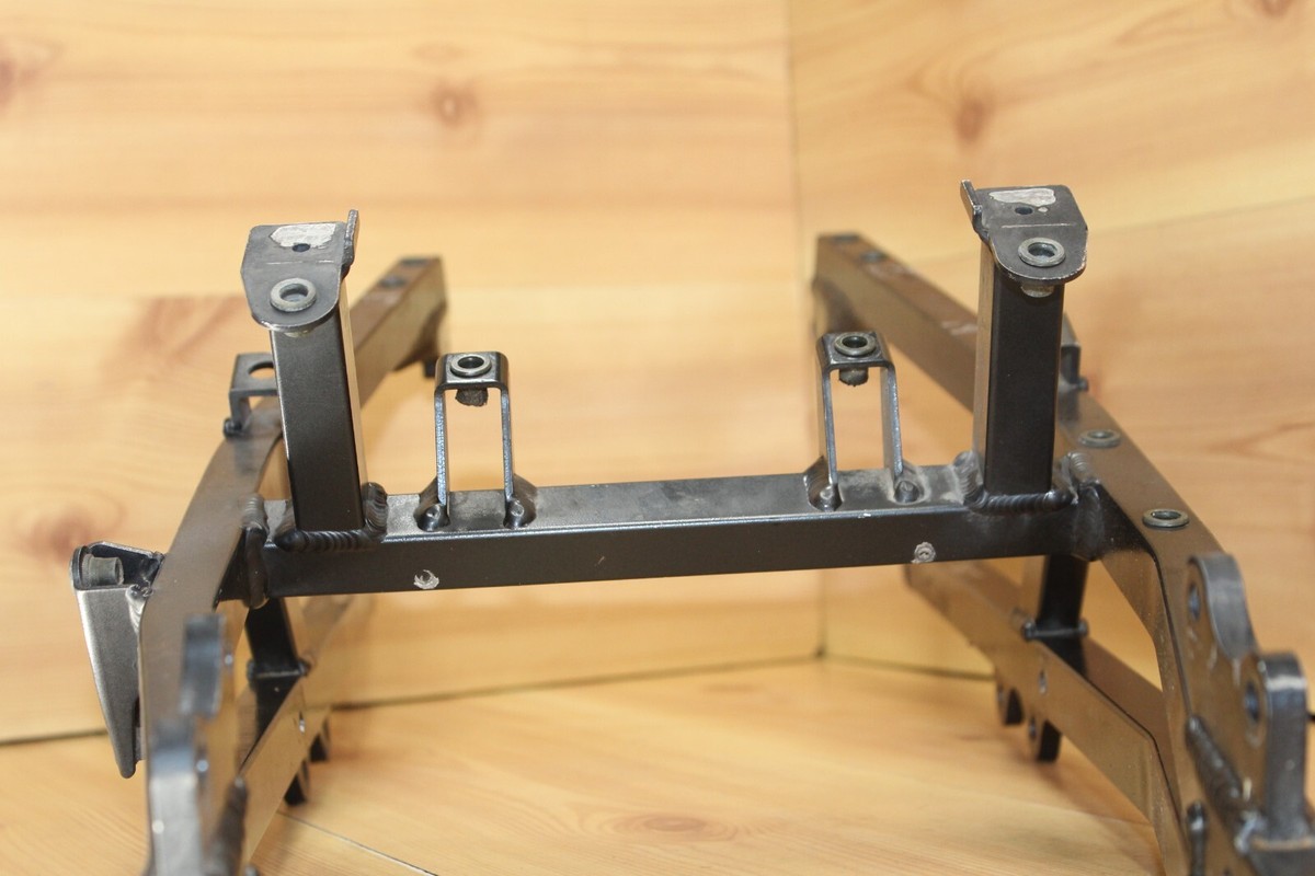 1999-03 Kawasaki ZX750 ZX 750 Ninja ZX-7R Rear Subframe Sub Frame