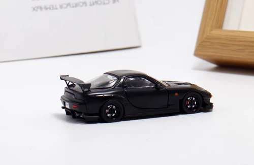Coche de metal fundido a presión modelo deportivo de carreras de carbono MC 1:64 negro JDM RX-7 FD3S - Imagen 6 de 7