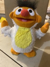 2003 Fisher Price Chicken Dancer Ernie