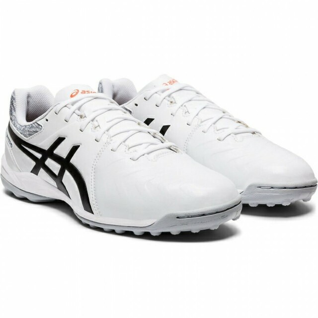 asics indoor football shoes
