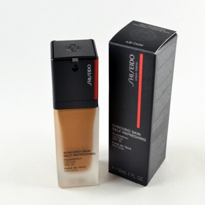 Shiseido Synchro Skin Self-Refreshing Oil-Free SPF30 Foundation 430 CEDAR - Box