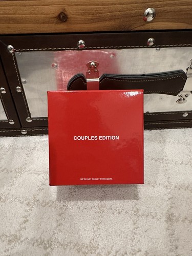 We're Not Really Strangers Game Couples Edition Complete Open Box Sealed Pack - 第 1/4 張圖片