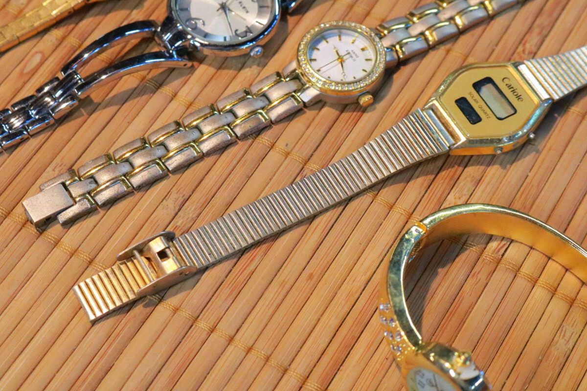Set of 5 Ladies\' Fashion Watches - Mixed Brands Bundle X5. Elegant 5 PCS Quartz Watch and Bracelet Set for Women  main image 2