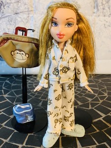 bratz meygan slumber party