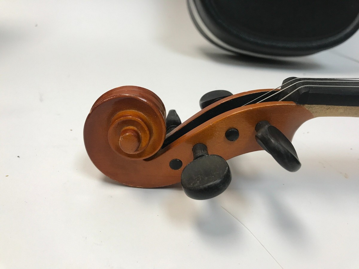 William Wm. Lewis & Son Selmer 4/4 Full Size Orchestra