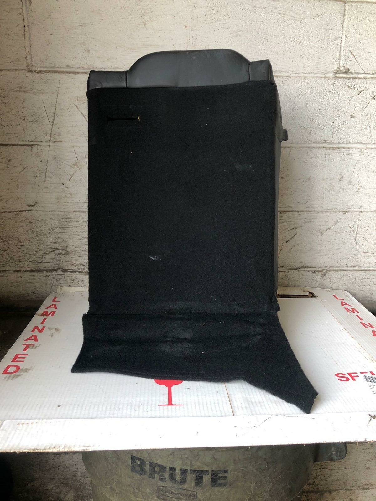 141516 MASERATI QUATTROPORTE RH RR UPPER SEAT BACK BLK LEATHER 