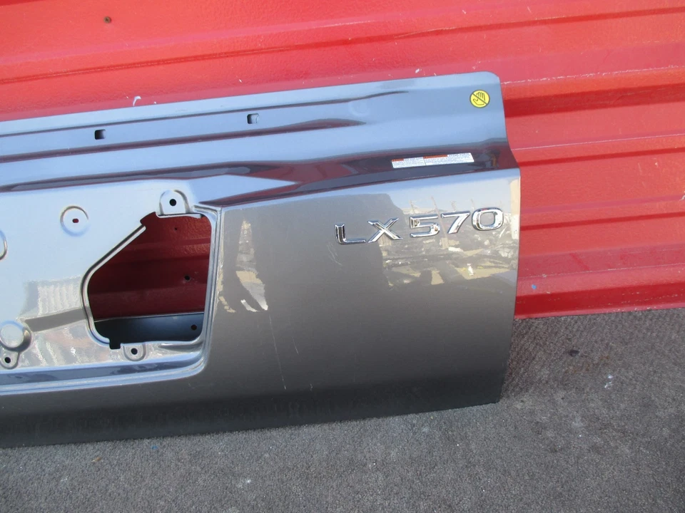 CARCASA PUERTA TRASERA LEXUS LX570 OEM 2008 2009 2010 2011 2012 2013 2014 2015 Foto 2 de 4