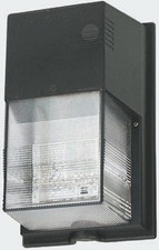 New! 70w SON / Sodium Bulkhead Wall, Farm, Garden, Floodlight Light (Photocell)