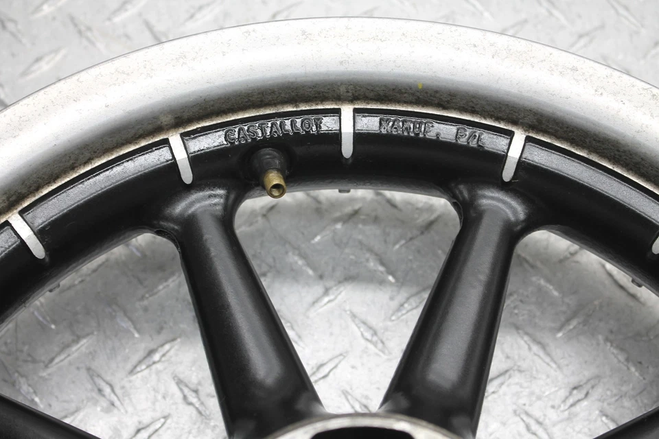 2006 HARLEY-DAVIDSON ROAD GLIDE EFI FLTRI FRONT WHEEL RIM T15X3.00 - Image 3 of 4
