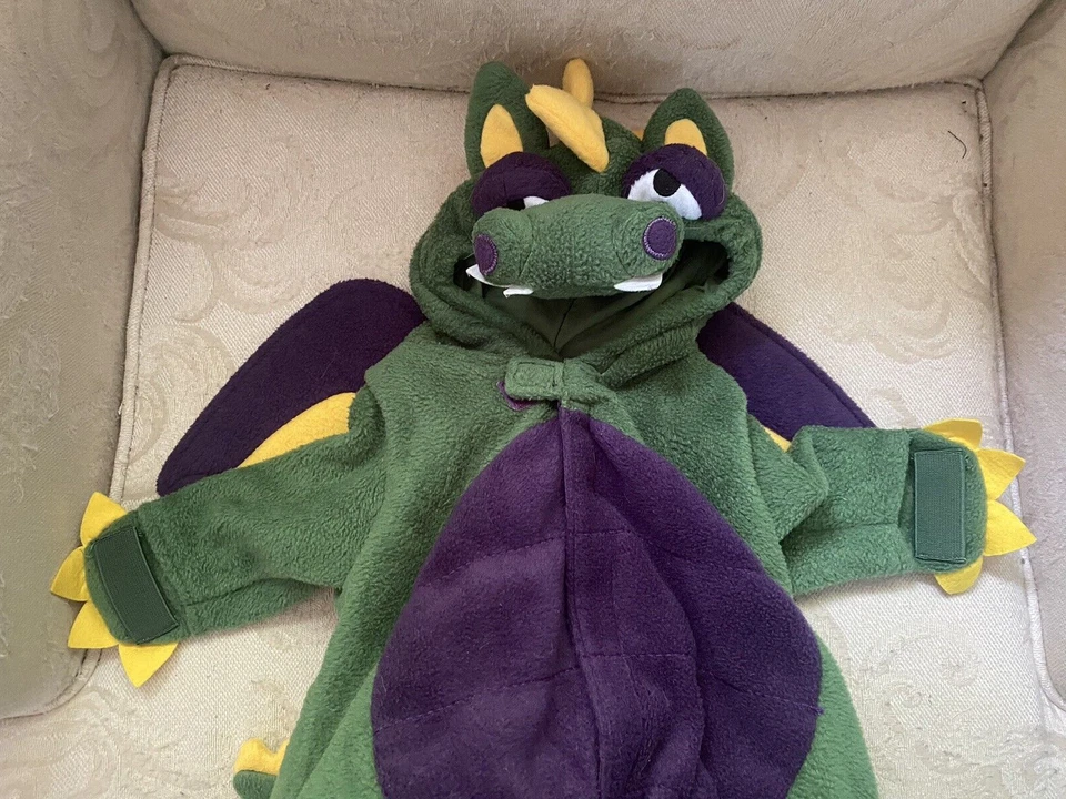 Fantasia OLD NAVY Dinossauro Verde Roxo Inverno 0-6 meses Halloween Outono Festival - Imagem 2 de 4