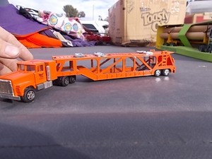 ertl international truck