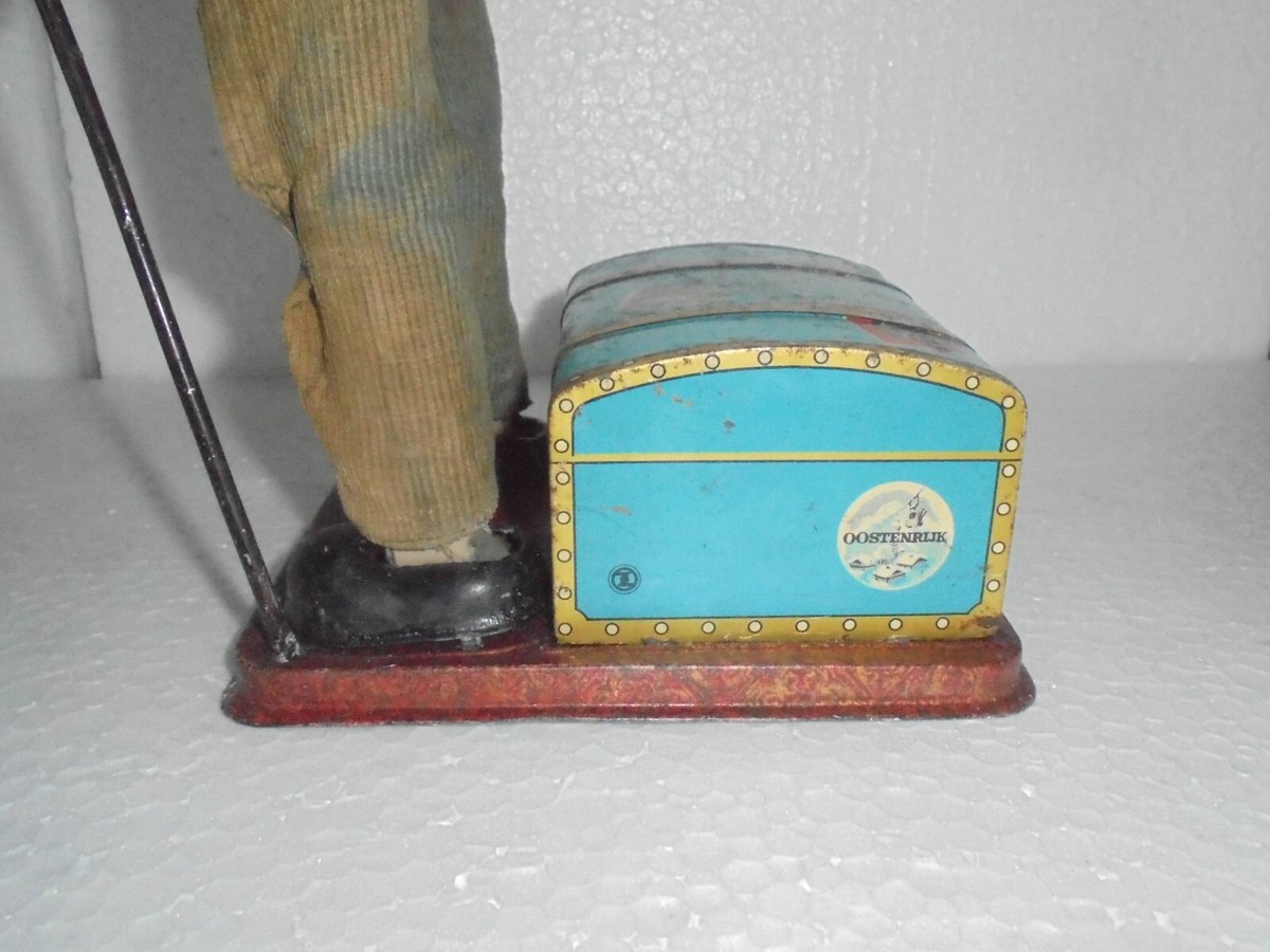 Vintage T.N Mark McGregor Old Man Smoking Cigar Litho Tin Vintage T.N Mark McGregor Old Man Smoking Cigar Litho Tin