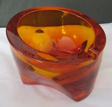 HEAVY ORANGE SLANTED 3-FOOTED VINTAGE ART GLASS ASHTRAY ALMOST 3.11 POUNDS