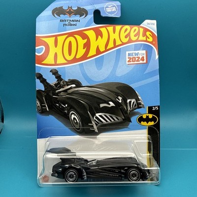 HW 1/64 Scale Diecast BATMAN & ROBIN Movie BATMOBILE DC