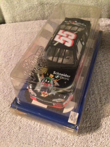 2002 Bobby Hamilton Square D Looney Tunes Marvin The Martian 1/24 azione nuovo con scatola - Foto 3 di 3