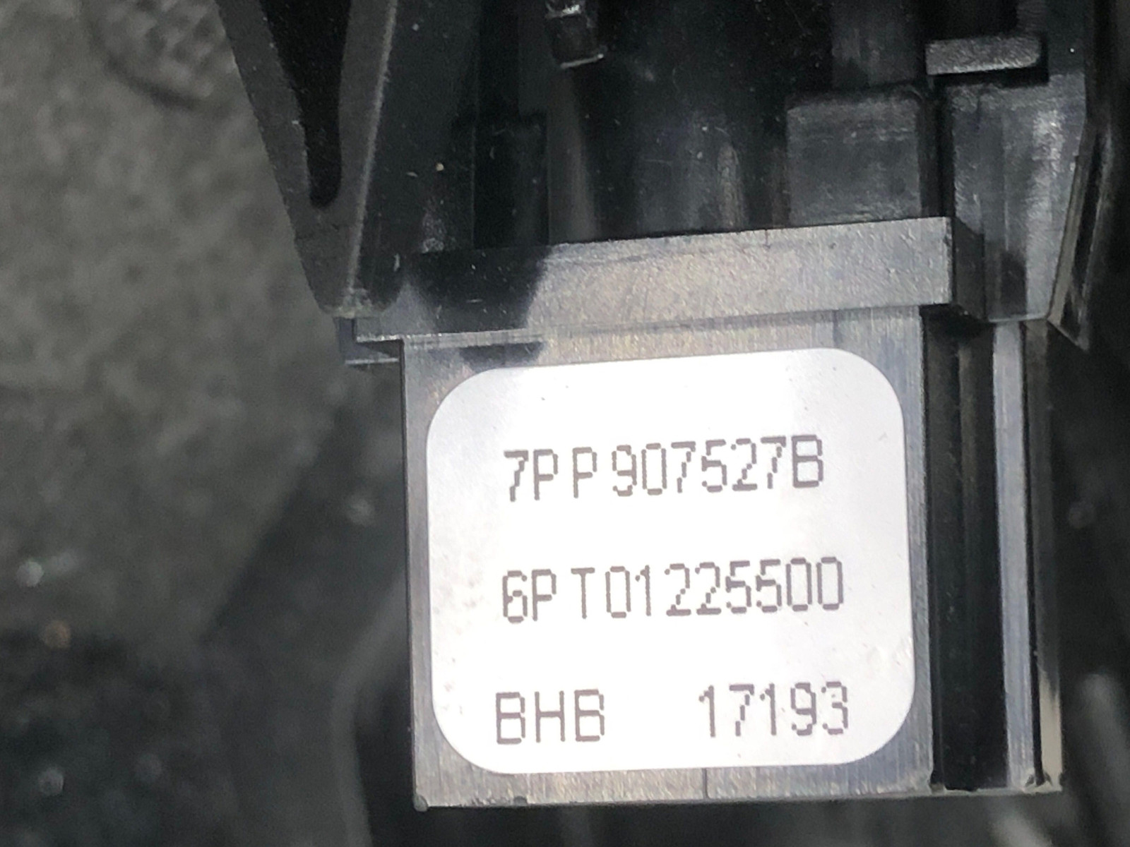 Bentley Bentayga 2016-2020 Left Lower Dashboard side cover