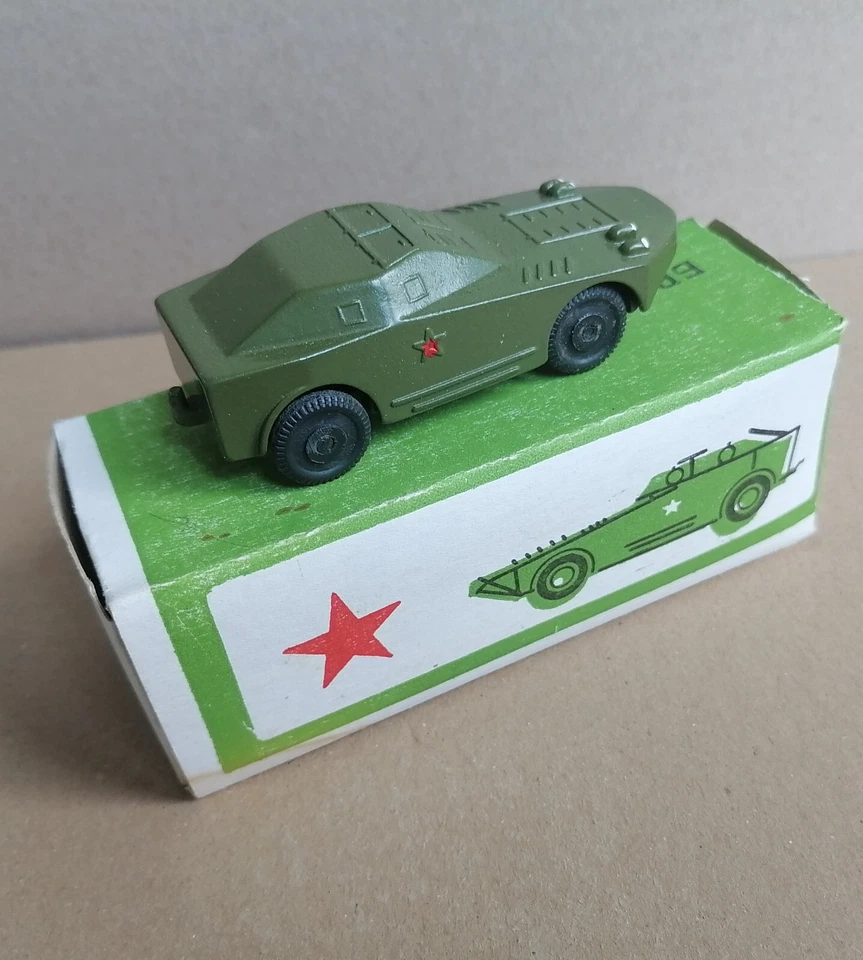 Российский СССР военный бронированный автомобиль винтажный в коробке, военная игрушка 1993 - Изображение 4 из 4