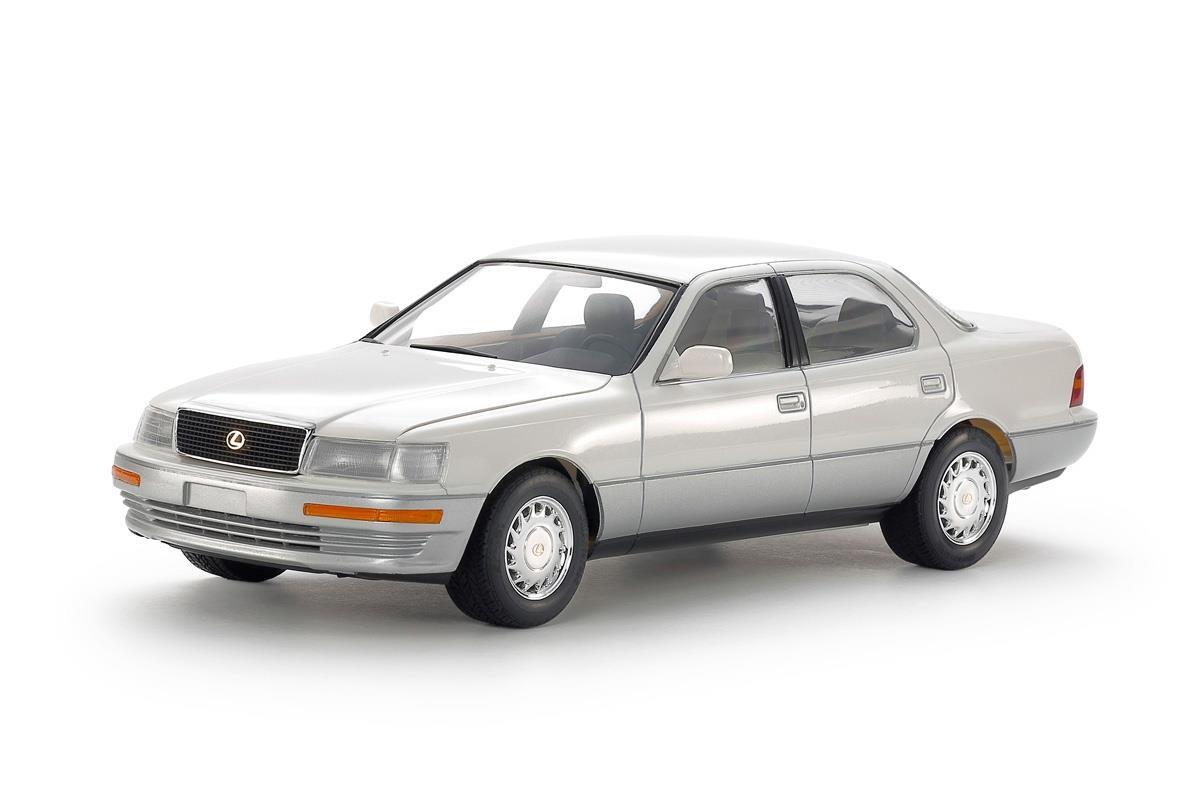 Tamiya 24114 Lexus LS400 (UCF11L) 1:24 Model Kit