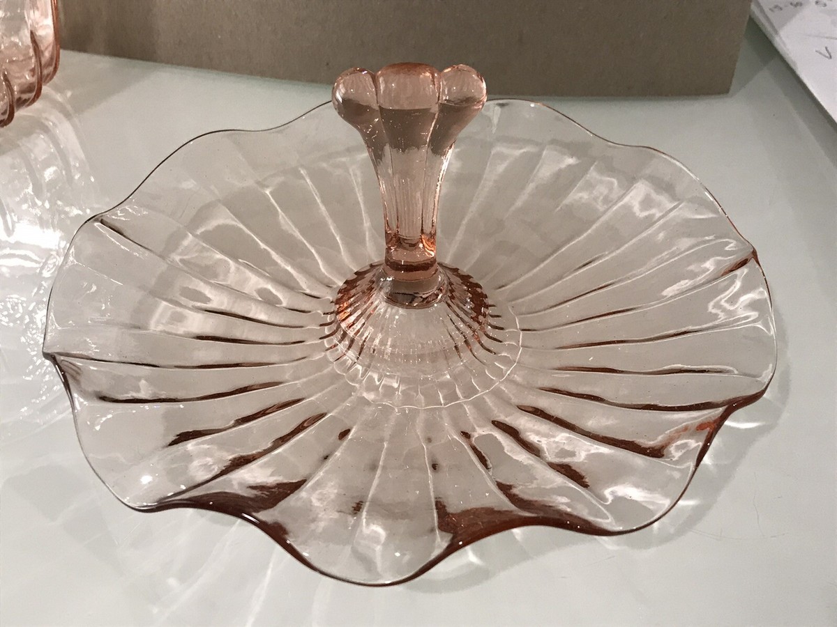 Vintage Pink Depression Glass Center Handle Scalloped Edges Dish