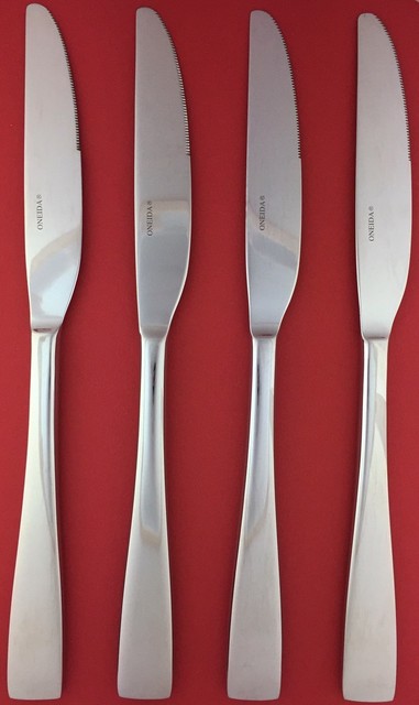 Oneida Moda 75 piece Flatware Set T711075A 18 10 Stainless For Sale 