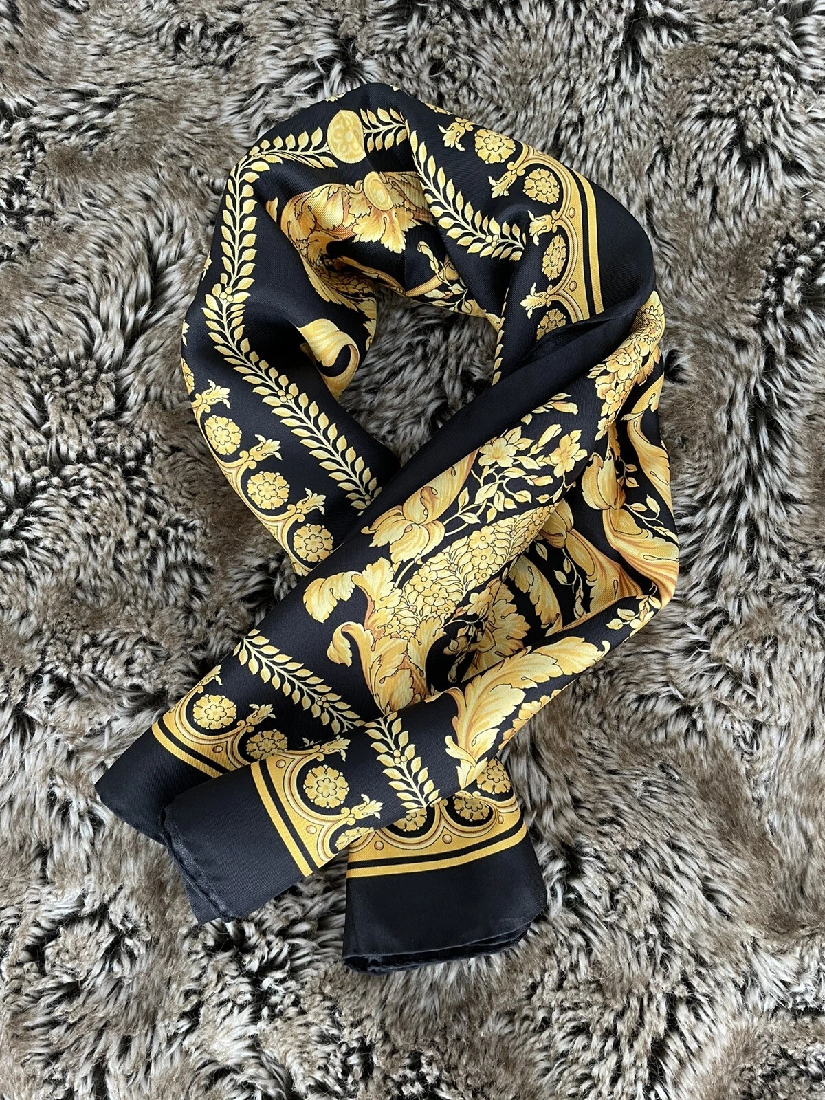 Versace — £390 VERSACE Black & Gold Iconic Baroque Silk Scarf 90x90cm - Made In Italy