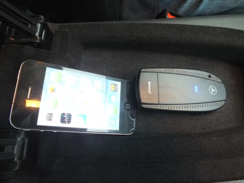 MERCEDES HFP Bluetooth B67875877 kompatibel mit aIle IPhone und Smartphone Neu - Bild 2 von 4