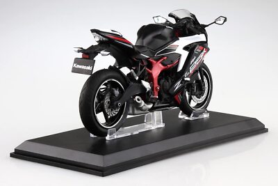 Aoshima 1/12 finished die-cast Kawasaki Ninja ZX-25R from Japan