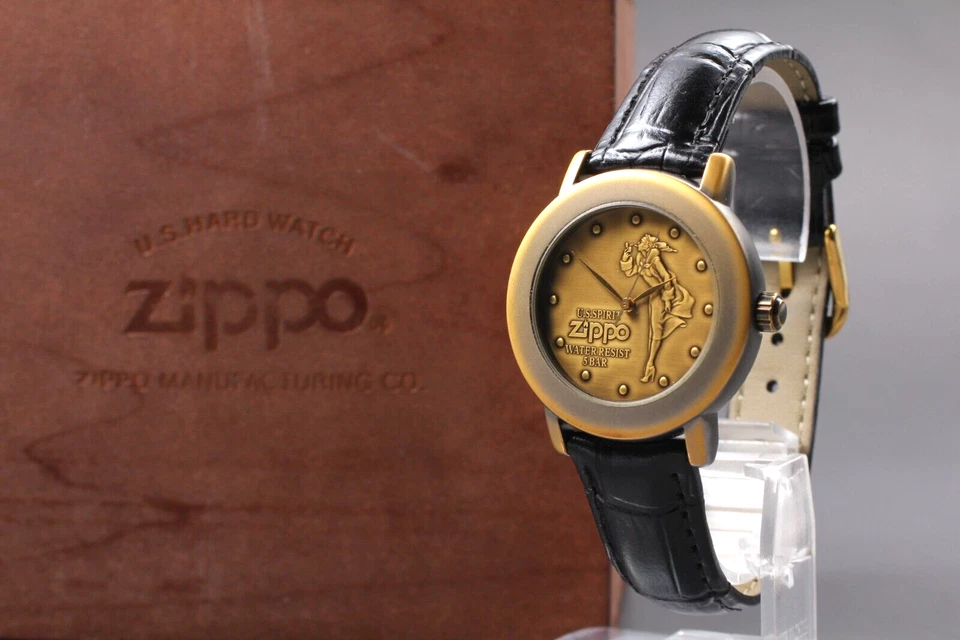 ¡Muy raro! *COMO NUEVO* Reloj ZIPPO Vintage Elegante Bronce UNI-SEX 34mm QZ de JAPÓN Foto 3 de 4