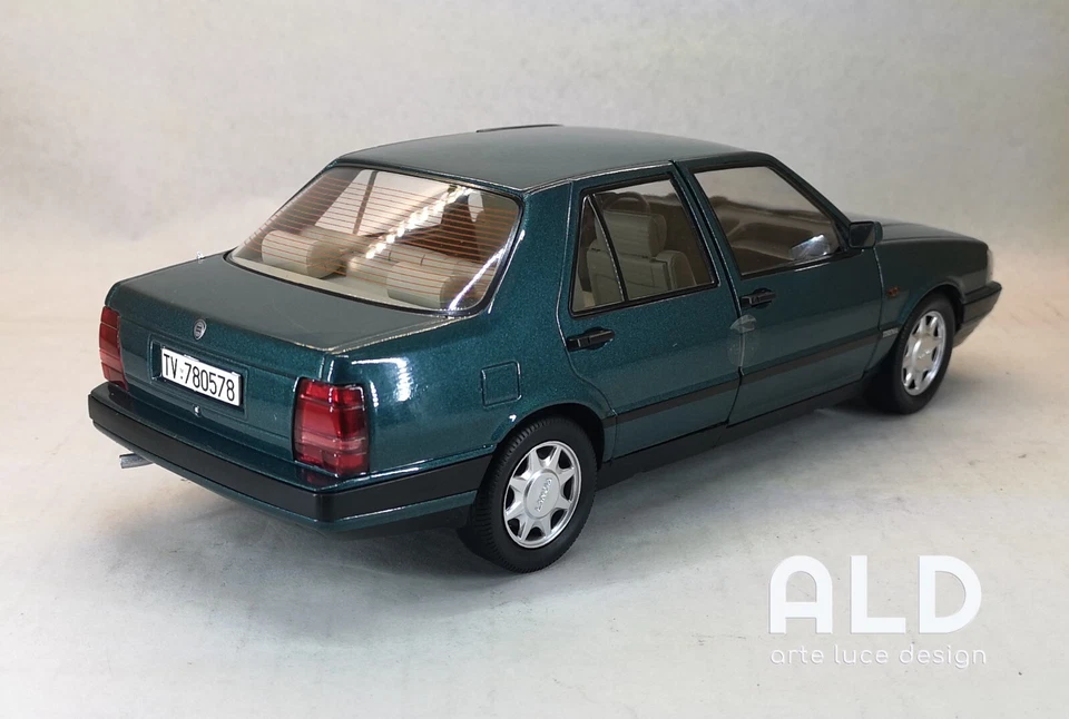 modellino auto 1:18 lancia THEMA TURBO 16V LX 2S del 1991 modellini die cast - Immagine 4 di 4