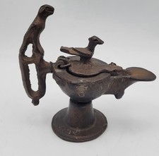 Antyczna mosiężna lampa olejowa z Ziemi Świętej z tekstem hebrajskim nieznany wiek