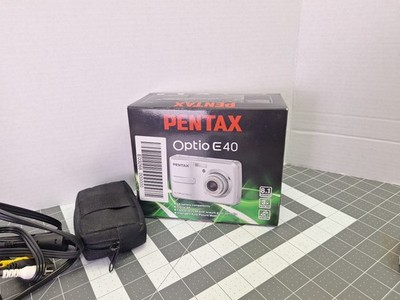 Pentax Optio E40 Digital Camera 8.1MP Silver Tested Has Box Stand