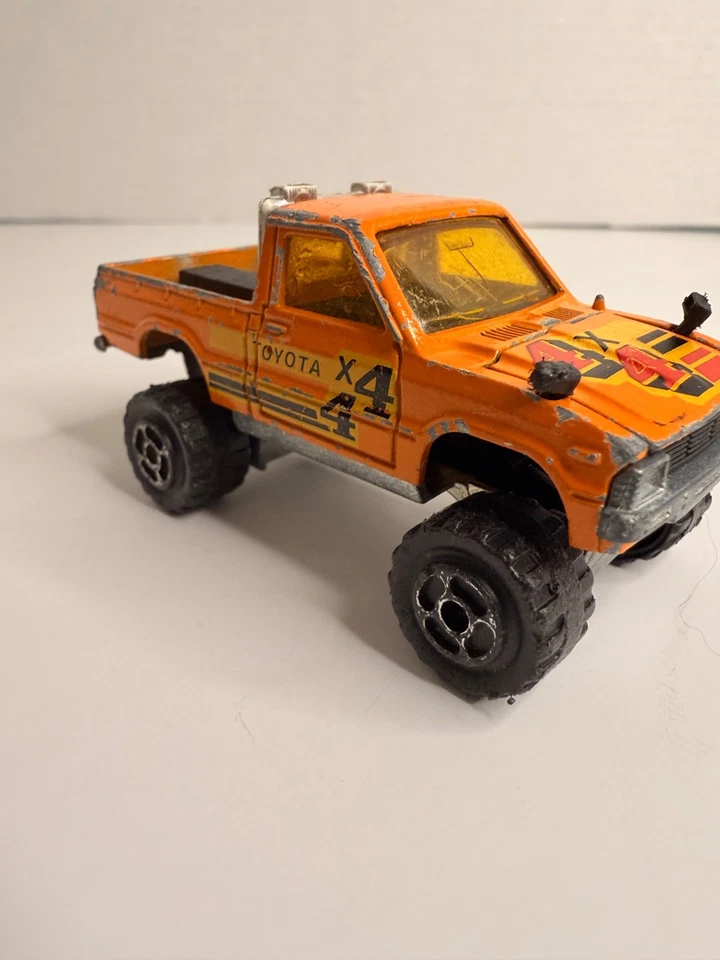 Majorette Toyota Pick-Up No. 297 1:59 Diecast Naranja, Vintage Años 80 Francia Foto 3 de 4