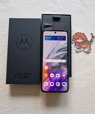 Unlocked Factory Sealed Motorola Razr 2024 8GB 256GB XT2453V works w/ GSM & CDMA