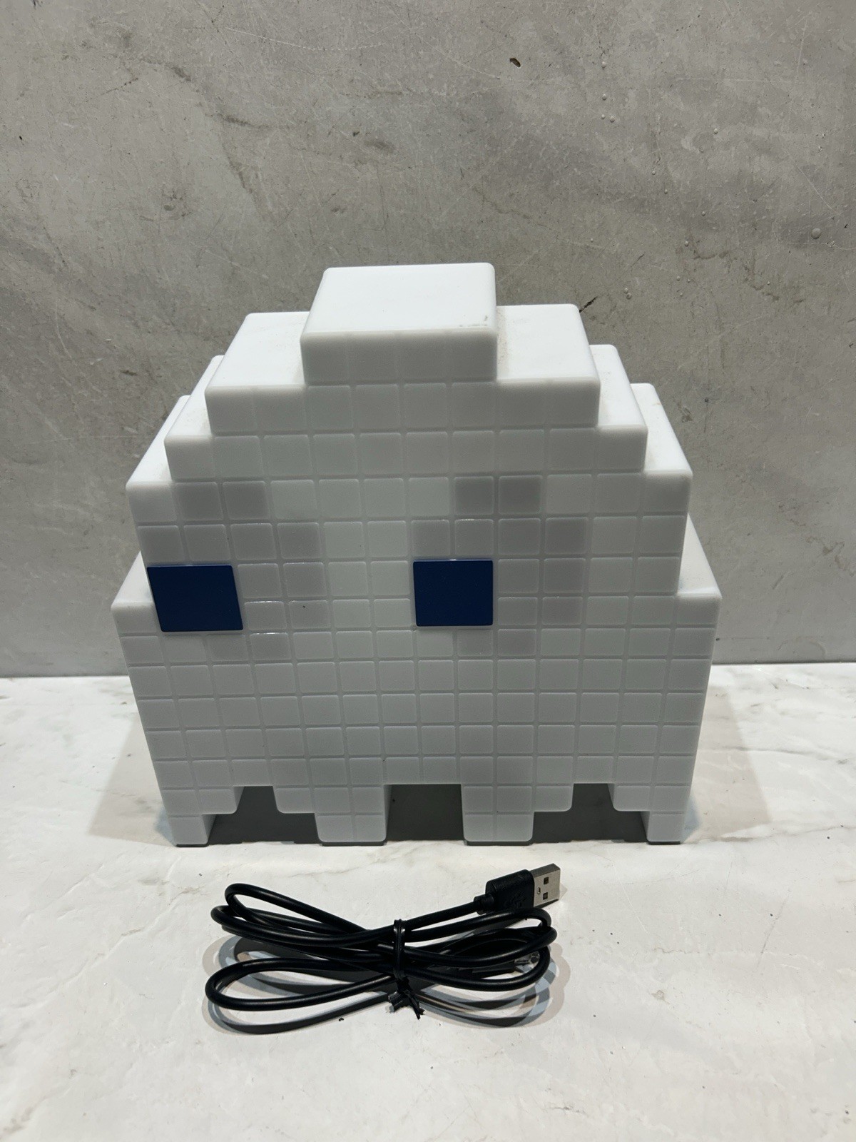 Pac Man Ghost Light Nightlight 16 Colour Mood Lamp - USB Cable - Fully Working