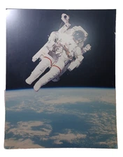 1984 Shuttle Astronaut Bruce Candless Spacewalk Above Earth 18" x 20" RRTSG