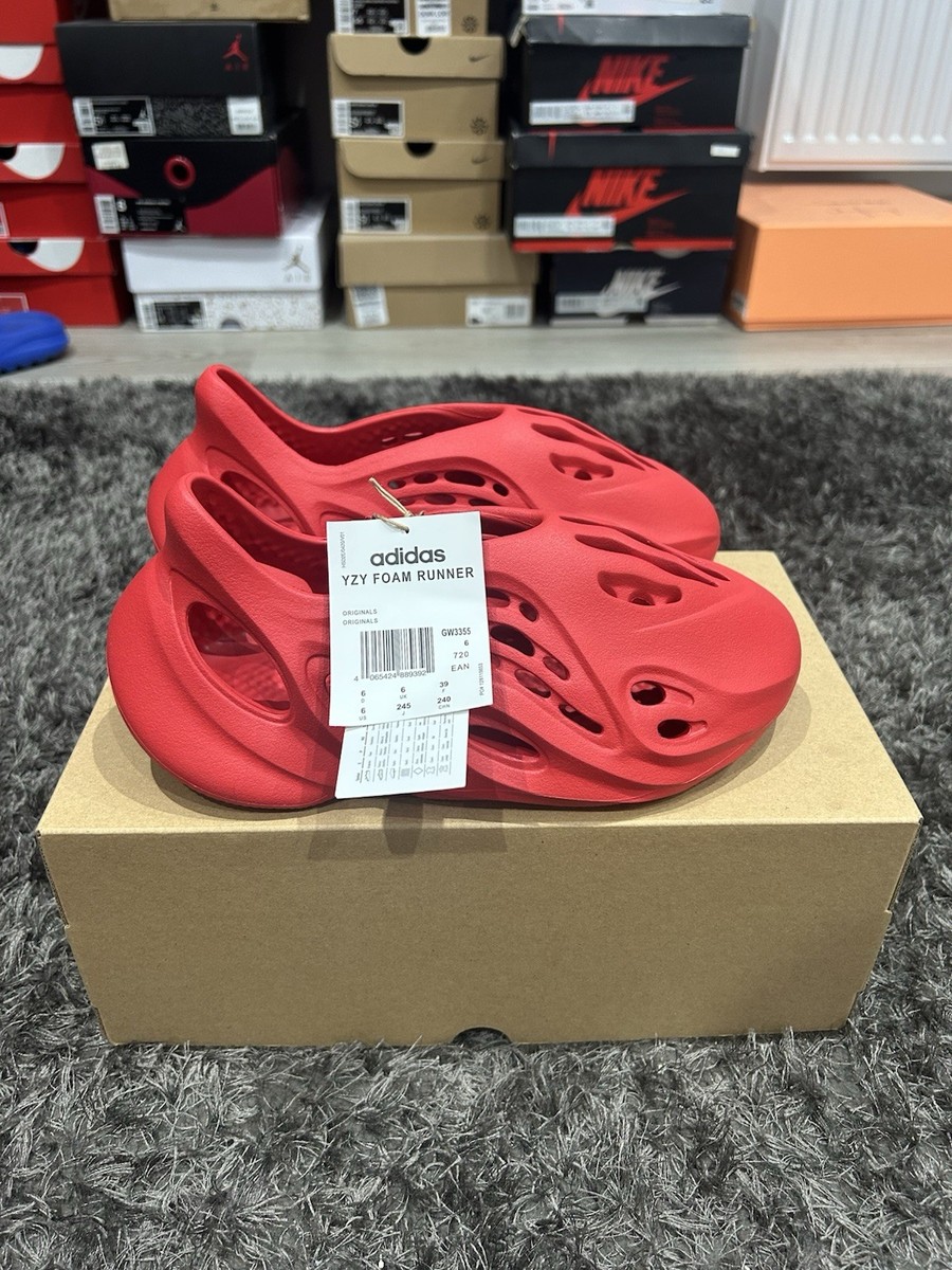 Yeezy サンダル　foam runner 箱あり Adidas Yeezy Foam Runner Vermillion UK6 | eBay UK