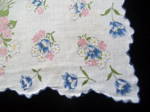 Pañuelo estampado floral vintage azul y blanco con estampado de flores 28 - Imagen 4 de 8
