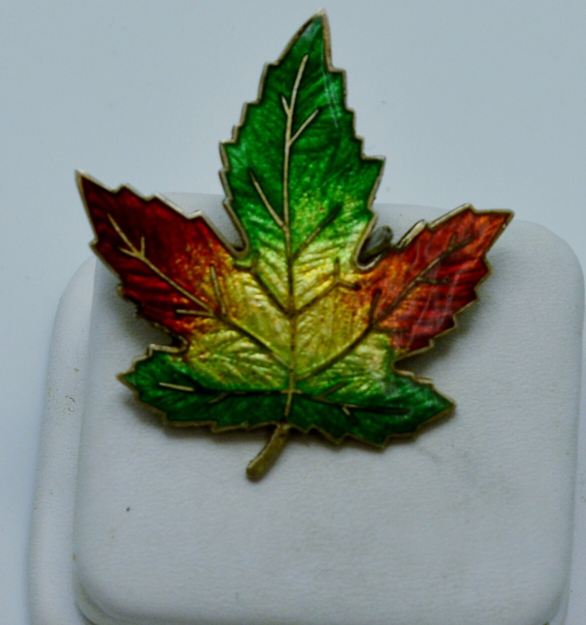 Sterling Silver PRETTY MULTI COLORED LEAF  PENDAN… - image 1