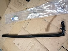 ORIGINAL Mercedes R129 Fensterschacht Abdichtung Schiene Rechts A1297200624 DE ? ORIGINAL Mercedes R129 Fensterschacht Abdichtung Schiene Rechts A1297200624 DE ?