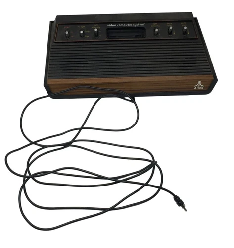 Vintage Atari Video Computer System Model CX-2600