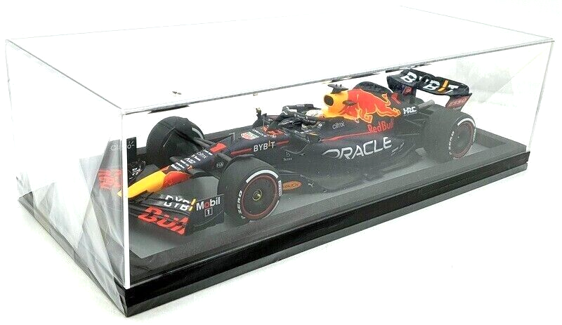 1/18 Red Bull RB18 Winner Saudi Arabia GP 2022 Max Verstappen by