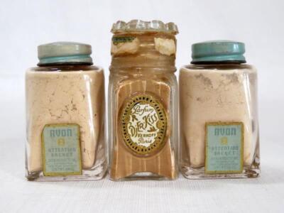 2 Vtg Avon Attention Sachet Bottles + Djer Kiss Powder Parfum Keroff Paris FULL
