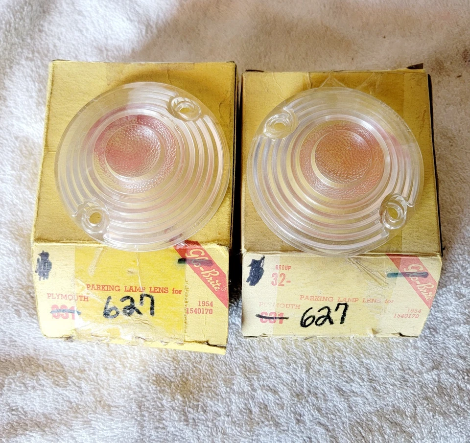 Lente de luces de estacionamiento Plymouth 1954 nueva Glo Brite #20 Foto 2 de 4