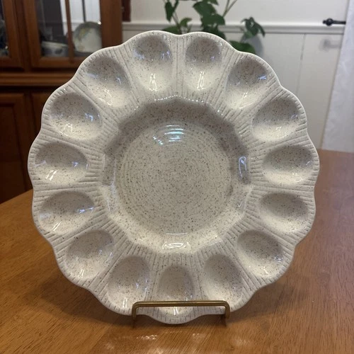 Vintage MCM Rare Red Wing Deviled Egg Serving Plate “Tan Fleck” 10.25” Excellent